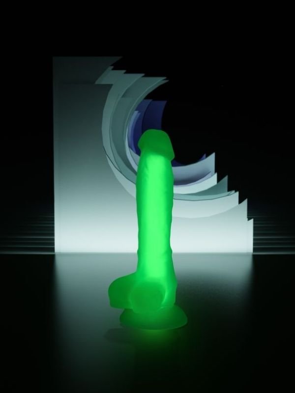 Beyond Clark Glow Gece Parlayan Yeşil Dildo Silikon Şeffaf 22 cm 5